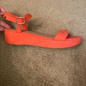 Adorable platform sandals